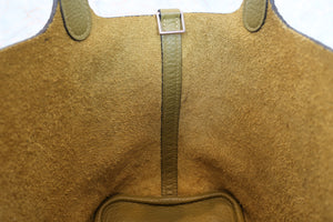 HERMES／エルメス ピコタンロックＰＭ トリヨンクレマンス アニスグリーン □L刻印 ハンドバッグ 700030035
