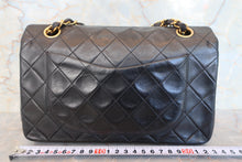 Load image into Gallery viewer, CHANEL Matelasse double flap double chain shoulder bag Lambskin Black/Gold hadware Shoulder bag 700100160
