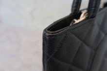 Load image into Gallery viewer, CHANEL Medallion Tote Caviar skin Black/Silver hadware Tote bag 600050154
