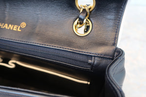 CHANEL/シャネル マトラッセチェーンショルダーバッグ ラムスキン ネイビー/ホワイト/ゴールド金具 ショルダーバッグ 700050173