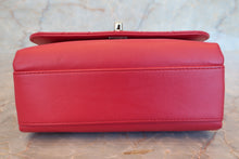 将图片加载到图库查看器，CHANEL/香奈儿 经典双C 链条包 羊皮 Pink/Silver hadware(粉色/银色金属) 肩背包 700100162
