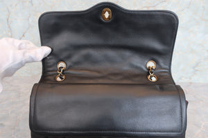 CHANEL/シャネル パリ限定マトラッセダブルフラップチェーンショルダーバッグ ラムスキン ブラック/ゴールド金具 ショルダーバッグ 700070024