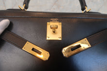 画像をギャラリービューアに読み込む, HERMES／エルメス ケリー28 ボックスカーフ ブラック 〇T刻印 ハンドバッグ 700120233
