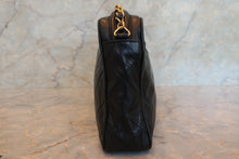 将图片加载到图库查看器，CHANEL/香奈儿 经典双C 流苏 链条包 羊皮 Black/Gold hadware(黑色/金色金属) 肩背包 700100156
