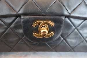 CHANEL/シャネル マトラッセWフラップWチェーンショルダーバッグ ラムスキン ブラック/ゴールド金具 ショルダーバッグ 700070050