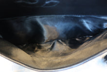 将图片加载到图库查看器，CHANEL/香奈儿 经典双C 流苏 链条包 羊皮 Black/Gold hadware(黑色/金色金属) 肩背包 700100156
