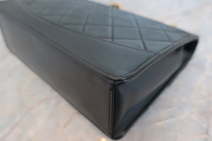CHANEL 2.55 Matelasse chain shoulder bag Lambskin Black/Gold hadware Shoulder bag 600050159