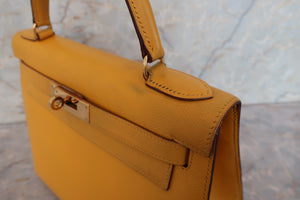 HERMES／エルメス ケリー28 クシュベル ジョーヌ 〇Z刻印 ショルダーバッグ 700080126
