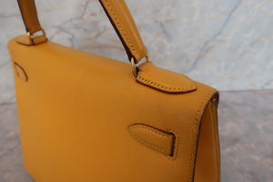 HERMES／エルメス ケリー28 クシュベル ジョーヌ 〇Z刻印 ショルダーバッグ 700080126