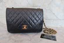 画像をギャラリービューアに読み込む, CHANEL/シャネル マトラッセチェーンショルダーバッグ ラムスキン ブラック/ゴールド金具 ショルダーバッグ 800060102
