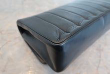 Load image into Gallery viewer, CHANEL Mademoiselle chain shoulder bag Lambskin Navy/Gold hadware Shoulder bag 700100131
