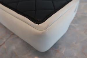 CHANEL/シャネル マトラッセチェーンショルダーバッグ ラムスキン ブラック/ホワイト/ゴールド金具 ショルダーバッグ 700070008