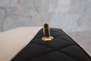 CHANEL/シャネル マトラッセチェーンショルダーバッグ ラムスキン ブラック/ホワイト/ゴールド金具 ショルダーバッグ 700070008