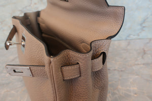 HERMES／エルメス ケリー28 トリヨンクレマンス トゥルティエールグレー □P刻印 ショルダーバッグ 700050289