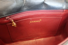 Load image into Gallery viewer, CHANEL Mademoiselle chain shoulder bag Lambskin Navy/Gold hadware Shoulder bag 700100131
