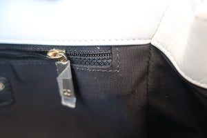 CHANEL/シャネル マトラッセチェーンショルダーバッグ ラムスキン ブラック/ホワイト/ゴールド金具 ショルダーバッグ 700070008