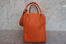 將圖片載入圖庫檢視器 HERMES／エルメス リンディ34 トリヨンクレマンス オレンジ □M刻印 ショルダーバッグ 700090073
