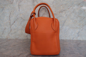 HERMES／エルメス リンディ34 トリヨンクレマンス オレンジ □M刻印 ショルダーバッグ 700090073
