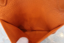 將圖片載入圖庫檢視器 HERMES／エルメス リンディ34 トリヨンクレマンス オレンジ □M刻印 ショルダーバッグ 700090073
