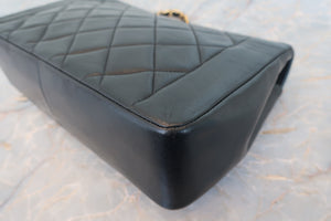 CHANEL/シャネル ダイアナマトラッセチェーンショルダーバッグ ラムスキン ブラック/ゴールド金具 ショルダーバッグ 700080053