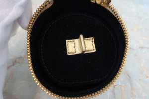 CHANEL/香奈儿 经典双C 珠宝箱 羊皮 Gold/Gold hadware(金色/金色金属) 化妆包 2905216