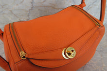 將圖片載入圖庫檢視器 HERMES／エルメス リンディ26 トリヨンクレマンス オレンジ □M刻印 ショルダーバッグ 700060071
