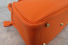 將圖片載入圖庫檢視器 HERMES／エルメス リンディ26 トリヨンクレマンス オレンジ □M刻印 ショルダーバッグ 700060071
