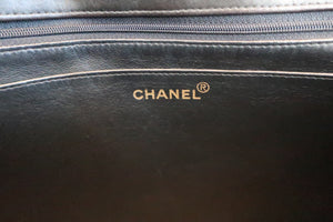 CHANEL Medium Matelasse single flap chain shoulder bag Lambskin Black/Gold hadware Shoulder bag 600050220