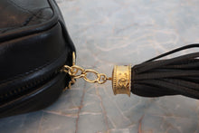 将图片加载到图库查看器，CHANEL/香奈儿 经典双C 流苏 链条包 羊皮 Black/Gold hadware(黑色/金色金属) 肩背包 800030205
