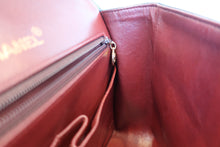 Load image into Gallery viewer, CHANEL Matelasse double flap double chain shoulder bag Lambskin Navy/Gold hadware Shoulder bag 700100126
