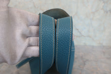 将图片加载到图库查看器，HERMES PICOTIN LOCK PM Clemence leather Blue jean □P刻印 Hand bag 800020118
