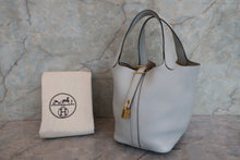 將圖片載入圖庫檢視器 HERMES／エルメス ピコタンロックＰＭ トリヨンクレマンス ブルーペール Z刻印 ハンドバッグ 700090097
