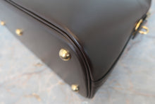 Load image into Gallery viewer, HERMES／BOLIDE 31 Box carf leather Chocolat 〇Z Engraving Hand bag 800020100
