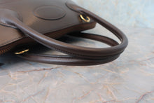 Load image into Gallery viewer, HERMES／BOLIDE 31 Box carf leather Chocolat 〇Z Engraving Hand bag 800020100
