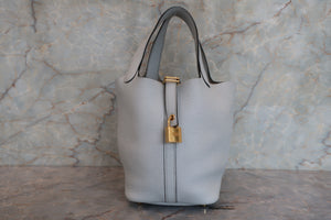 HERMES／エルメス ピコタンロックＰＭ トリヨンクレマンス ブルーペール Z刻印 ハンドバッグ 700090097