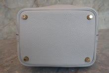 將圖片載入圖庫檢視器 HERMES／エルメス ピコタンロックＰＭ トリヨンクレマンス ブルーペール Z刻印 ハンドバッグ 700090097
