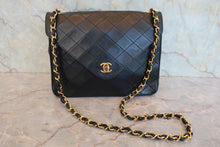 将图片加载到图库查看器，CHANEL/香奈儿 CF 链条包 羊皮 Black/Gold hadware(黑色/金色金属) 肩背包 800040101
