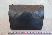 将图片加载到图库查看器，CHANEL/香奈儿 CF 链条包 羊皮 Black/Gold hadware(黑色/金色金属) 肩背包 800040101
