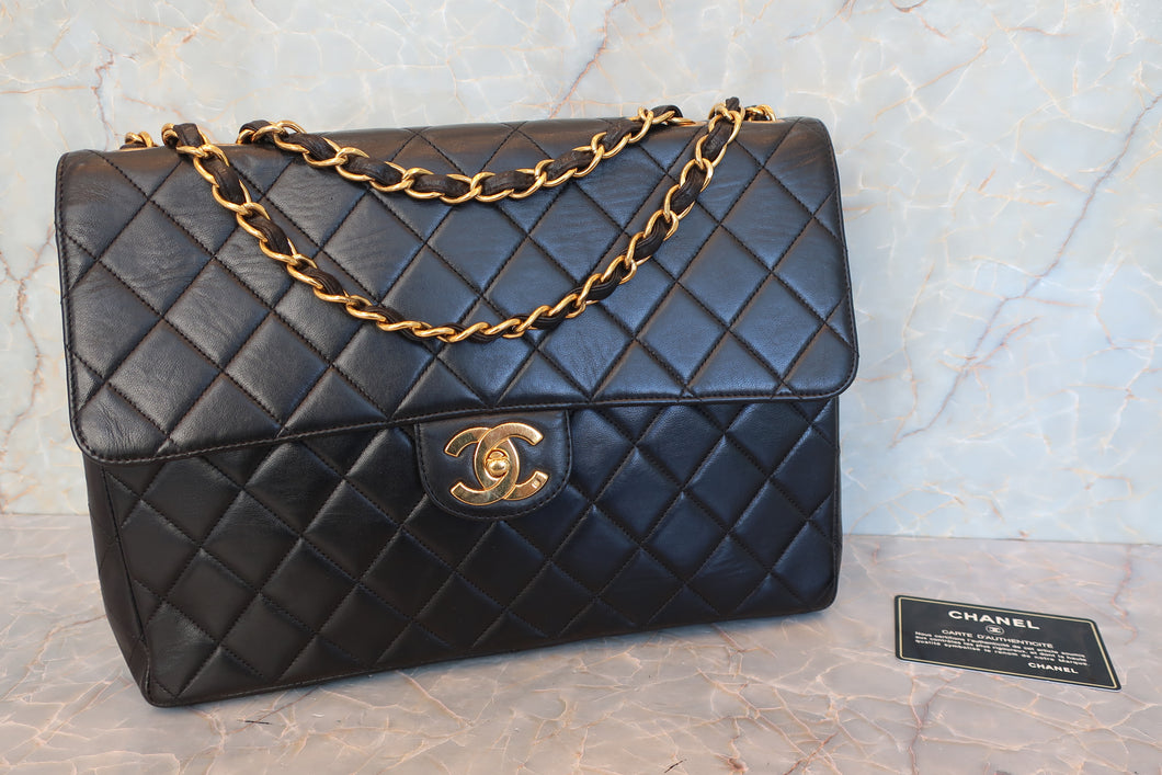 CHANEL Medium Matelasse single flap chain shoulder bag Lambskin Black/Gold hadware Shoulder bag 700100113