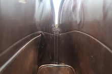 Load image into Gallery viewer, HERMES／BOLIDE 31 Box carf leather Chocolat 〇Z Engraving Hand bag 800020100
