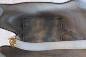 HERMES／エルメス ピコタンロックＰＭ トリヨンクレマンス ブルーペール Z刻印 ハンドバッグ 700090097