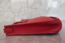 画像をギャラリービューアに読み込む, HERMES／エルメス エブリンTPM トリヨンクレマンス ルージュガランス □O刻印 ショルダーバッグ 700100142
