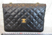 画像をギャラリービューアに読み込む, CHANEL/シャネル マトラッセチェーンショルダーバッグ ラムスキン ブラック/ゴールド金具 ショルダーバッグ 700060114
