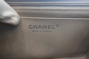 CHANEL Mini Matelasse single flap chain shoulder bag Lambskin Gray/Silver hadware Shoulder bag 600080071