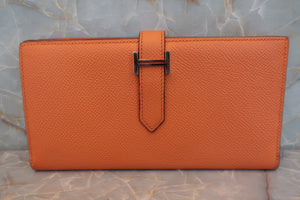 HERMES／エルメス ベアンスフレ ヴォーエプソン マンゴー □P刻印 財布 700090114