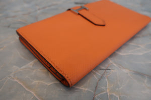 HERMES／エルメス ベアンスフレ ヴォーエプソン マンゴー □P刻印 財布 700090114