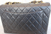 将图片加载到图库查看器，CHANEL/香奈儿 中号CF 单盖包 链条包 羊皮 Black/Gold hadware(黑色/金色金属) 肩背包 600080076
