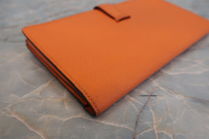 HERMES／エルメス ベアンスフレ ヴォーエプソン マンゴー □P刻印 財布 700090114