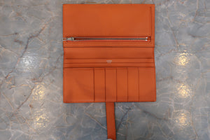 HERMES／エルメス ベアンスフレ ヴォーエプソン マンゴー □P刻印 財布 700090114