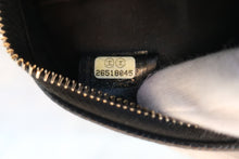 Load image into Gallery viewer, CHANEL Matelasse round chain shoulder bag Caviar skin Black/Gold hadware Shoulder bag 600040055
